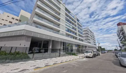 Cobertura com 4 quartos e linda vista para o mar!