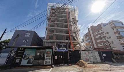 Sofisticação e Conforto a 150m da Praia de Caiobá!