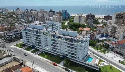 Cobertura Exclusiva com Vista Panorâmica para as Montanhas
