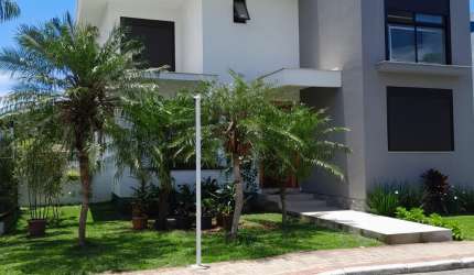 Linda Casa em Condomínio Fechado na Cachoeira do Bom Jesus