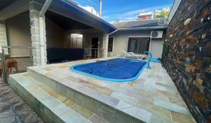 Casa Semimobiliada Térrea 03 Dormitórios com Casa Auxiliar 02 Dormitórios em Canoas|Bairro Centro