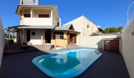 Casa, 4 dormitórios, 3 vagas. Centro- Canoas RS