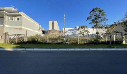 TERRENO 12X25 NO BAIRRO MOINHOS DE VENTO, FRENTE LESTE