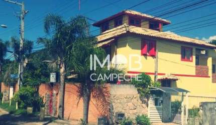 Casa com 9 dormitórios à venda, 285 m² por R$ 2.600.000,00 - Campeche - Florianópolis/SC