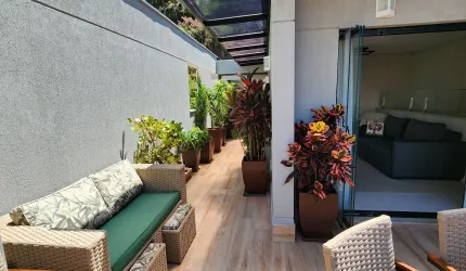 Belíssima Cobertura Mobiliada em Laranjeiras – Conforto e Exclusividade!
