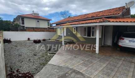 Casa para Venda em Florianópolis, São João do Rio Vermelho, 3 dormitórios, 1 suíte, 2 banheiros, 2 vagas