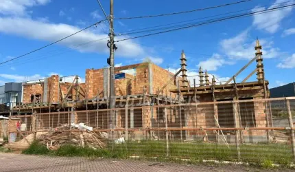 Casa para Venda em Florianópolis, São João do Rio Vermelho, 3 dormitórios, 2 suítes, 2 banheiros, 1 vaga