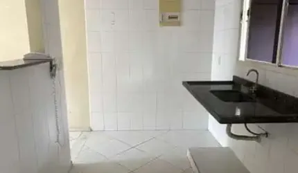 Vendo Casa 02 quartos em Condomínio na Zona Sul (Quinta dos Ipês)