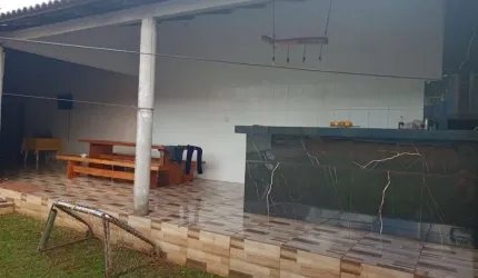 Residencial  Petrópolis Casa de Rua com 4 Quarto(s) e 2 banheiro(s) à Venda, 230 por R$ 500.000 no setor Jardim Petropolis AD7338