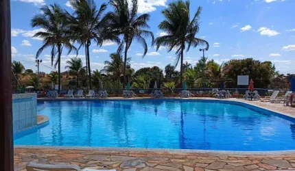 CONDOMINIO THERMAS DAS CALDAS Casa em Condomínio com 4 Quarto(s) e 3 banheiro(s) à Venda, 150 por R$ 550.000 no setor Centro AD7870