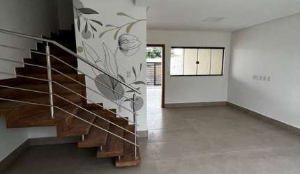Sobrado 3 Quartos - Parque Hayala Sobrado com 3 Quarto(s) e 3 banheiro(s) à Venda, 120 por R$ 550.000 no setor Parque Hayala IN11060