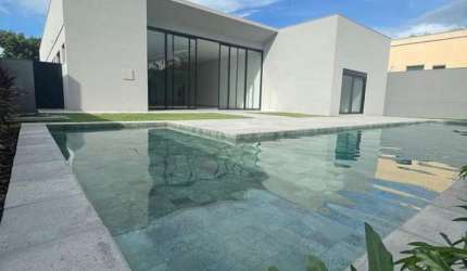 Casa térrea Alphaville Cruzeiro do Sul Casa em Condomínio com 4 Quarto(s) e 6 banheiro(s) à Venda, 530.85 por R$ 7.200.000 no setor Residencial Alphaville Flamboyant IN12832