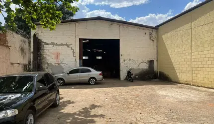 GALPÃO GUANABARA Galpão / Depósito à Venda, 479 por R$ 650.000 no setor Jardim Guanabara TA15182