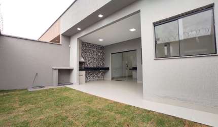 CASA JARDIM BOA ESPERANÇA  LOTE 14B Casa de Rua com 3 Quarto(s) e 2 banheiro(s) à Venda, 135 por R$ 430.000 no setor Jardim Boa Esperança TA15645