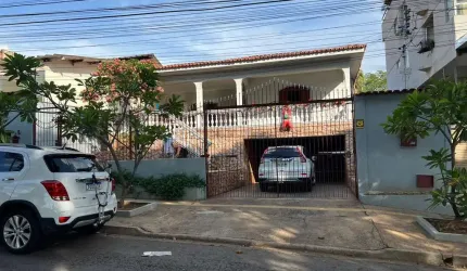 Casa no setor Jardim Goias Casa de Rua com 5 Quarto(s) e 5 banheiro(s) à Venda, 320 por R$ 1.250.000 no setor Jardim Goiás AD16694