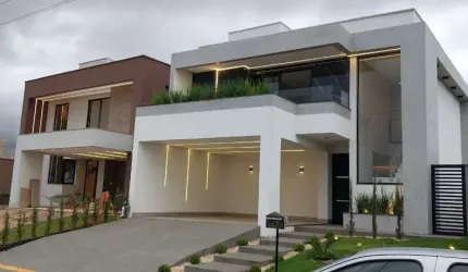 Sobrado Jardins Capri  Casa em Condomínio com 3 Quarto(s) e 5 banheiro(s) à Venda, 216 por R$ 1.250.000 no setor Centro IN17686