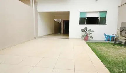 Casa 3 Quartos Cidade Jardim Casa de Rua com 3 Quarto(s) e 3 banheiro(s) à Venda, 140 por R$ 550.000 no setor Cidade Jardim TA17696