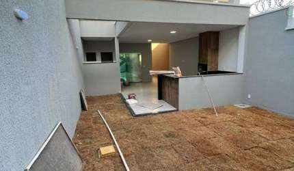 SOBRADO CIDADE VERDE - GOIANIA Sobrado com 3 Quarto(s) e 2 banheiro(s) à Venda, 195 por R$ 800.000 no setor Residencial Cidade Verde IN19170