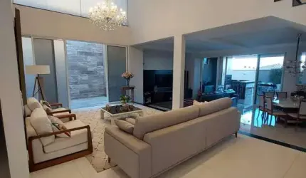 SOBRADO ALPHAVILLE ARAGUAIA  Casa em Condomínio com 4 Quarto(s) e 8 banheiro(s) à Venda, 406 por R$ 3.850.000 no setor Park Lozandes IN19542