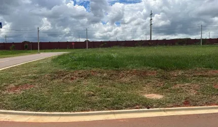 Lote de esquina Jardins Parma Lote à Venda, 425 por R$ 447.368,42 no setor Residencial Marília TA19558