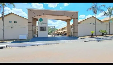 CASA/SOBRADO  Casa em Condomínio com 3 Quarto(s) e 4 banheiro(s) à Venda, 120 por R$ 750.000 no setor Sítios Santa Luzia AD19704