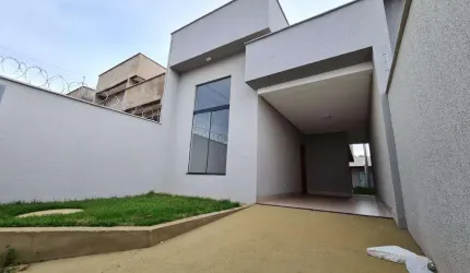 Condomínio Leal de Oliveira II Casa de Rua com 3 Quarto(s) e 2 banheiro(s) à Venda, 122.26 por R$ 400.000 no setor Jardim dos Girassóis AD19770