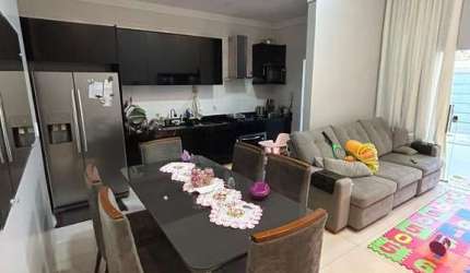 Casa Setor Joao Braz Casa de Rua com 3 Quarto(s) e 2 banheiro(s) à Venda, 102 por R$ 405.000 no setor Parque João Braz - Cidade Industrial IN20152