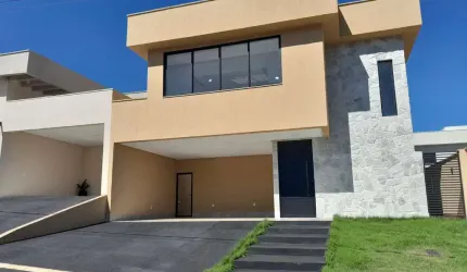 Casa / Sobrado de Luxo em Condomínio Fechado com 04 Quartos e 6 banheiros à venda de 250 m² Casa em Condomínio com 4 Quarto(s) e 2 banheiro(s) à Venda, 250 por R$ 1.700.000 no setor Jardins Barcelona 