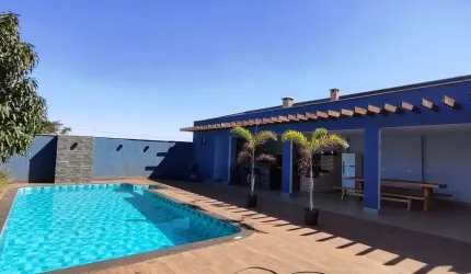 Casa Jardim América  Casa de Rua com 4 Quarto(s) e 4 banheiro(s) à Venda, 560 por R$ 998.000 no setor Jardim América IN21438