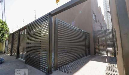 5 SOBRADOS GEMINADOS COM 95M² CADA Casa em Condomínio com 3 Quarto(s) e 1 banheiro(s) à Venda, 95 por R$ 2.400.000 no setor Setor Leste Vila Nova VN21518