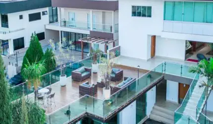 Casa no Condomínio do Lago Casa em Condomínio com 4 Quarto(s) e 6 banheiro(s) à Venda, 830 por R$ 5.200.000 no setor Condomínio do Lago 1ª Etapa FL21526