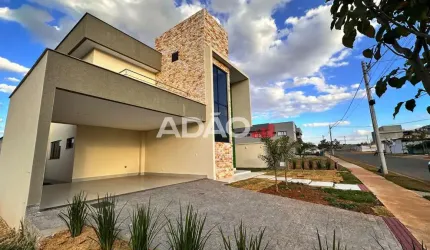Vendo sobrado de 4 suítes no ParqVille Jacarandá Casa em Condomínio com 4 Quarto(s) e 5 banheiro(s) à Venda, 253 por R$ 1.850.000 no setor Jardim Cristal AD22789