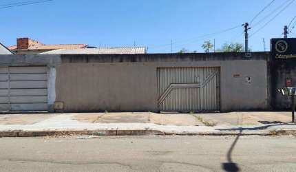 Rua PH 10 – 2 Casas à Venda Casa de Rua com 3 Quarto(s) e 2 banheiro(s) à Venda, 142 por R$ 410.000 no setor Solange Park III AD23135