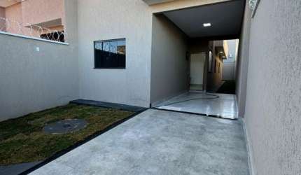 Aparecida de Goiânia Excelente 03 Quartos com Suíte Casa de Rua com 3 Quarto(s) e 3 banheiro(s) à Venda, 110.26 por R$ 390.000 no setor Jardim dos Girassois IN23504
