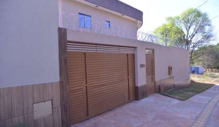 SOBRADO 3 QUARTOS  RESIDENCIAL GUAREMA Casa de Rua com 3 Quarto(s) e 3 banheiro(s) à Venda, 130 por R$ 750.000 no setor Residencial Guarema AD23670