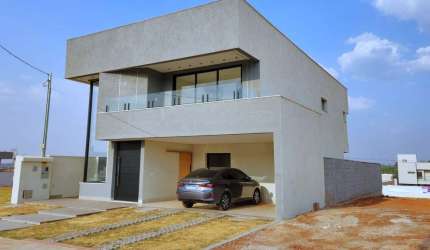 Sobrado Parqville Quaresmeira Casa em Condomínio com 4 Quarto(s) e 5 banheiro(s) à Venda, 270 por R$ 2.150.000 no setor PARQVILLE QUARESMEIRA IN23817