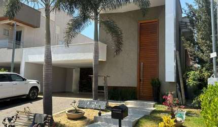 Casa Térrea Jardins Lisboa Casa em Condomínio com 3 Quarto(s) e 5 banheiro(s) à Venda, 220 por R$ 2.150.000 no setor Jardins Lisboa VN23979