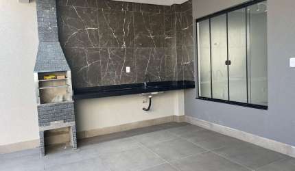 Casa 2 Quartos sendo 1 Suíte, no residencial Santa Fé Casa de Rua com 2 Quarto(s) e 2 banheiro(s) à Venda, 83 por R$ 330.000 no setor Residencial Santa Fé I VN24002