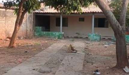 CASA EM SENADOR Casa de Rua com 3 Quarto(s) e 1 banheiro(s) à Venda, 80 por R$ 230.000 no setor Residencial Paraíso AD24022