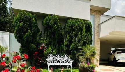 Casa Térrea Jardins Lisboa Mobilhada três suites Casa em Condomínio com 3 Quarto(s) e 5 banheiro(s) à Venda, 200 por R$ 2.000.000 no setor Jardins Lisboa VN24093