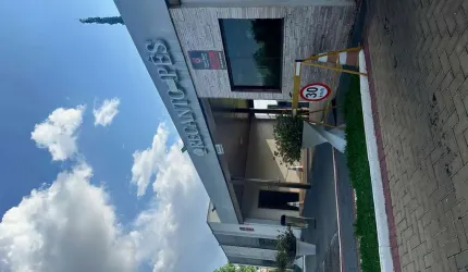 Chácara em condomínio fechado para moradia e lazer  Casa em Condomínio com 4 Quarto(s) e 3 banheiro(s) à Venda, 300 por R$ 1.580.000 no setor recanto dos ipes  AD24370