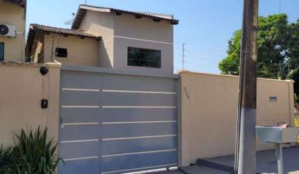 Sobrado no Residencial Piquia 2 Casa de Rua com 3 Quarto(s) e 2 banheiro(s) à Venda, 139.65 por R$ 950.000 no setor Jardim Vitoria ST24460