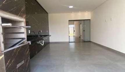 CASA DE ALTO PADRAO Casa de Rua com 3 Quarto(s) e 4 banheiro(s) à Venda, 163 por R$ 630.000 no setor Setor Barra da Tijuca IN24534
