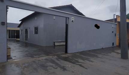 Residência Casa de Rua com 3 Quarto(s) e 3 banheiro(s) à Venda, 146.97 por R$ 490.000 no setor Jardim Real AD24718