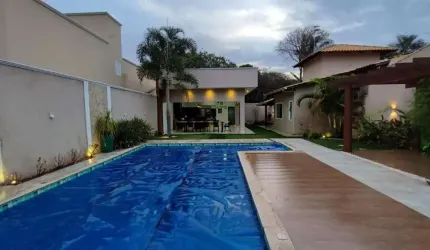 Casa alto padrão - Hidrolândia Casa de Rua com 3 Quarto(s) e 4 banheiro(s) à Venda, 289 por R$ 1.300.000 no setor Centro FL24758