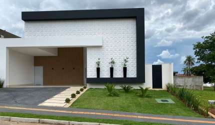 Casa Térrea - Portal do Sol Garden Casa em Condomínio com 4 Quarto(s) e 5 banheiro(s) à Venda, 215 por R$ 1.830.000 no setor Residencial Goiânia Golfe Clube TA24867