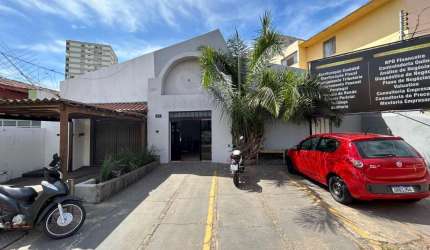 CASA COMERCIAL SETOR SUL Casa de Rua com 2 Quarto(s) e 3 banheiro(s) à Venda, 700 por R$ 1.200.000 no setor Setor Sul ST24984