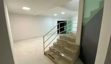 Casa Sobrado com Espaço Comercial e Residencial na Melhor Região do Parque Amazônia Casa de Rua com 5 Quarto(s) e 9 banheiro(s) à Venda, 432 por R$ 1.600.000 no setor Parque Amazonia VN25178