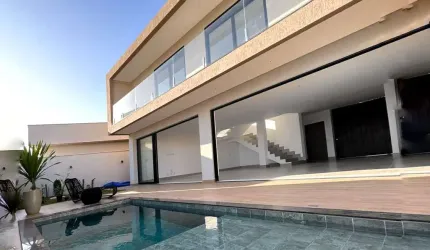 Casa Condomínio Fechado Casa em Condomínio com 3 Quarto(s) e 5 banheiro(s) à Venda, 292.64 por R$ 1.990.000 no setor Residencial Marília AD25189