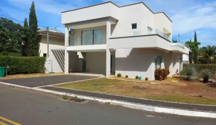SOBRADO DE ESQUINA JARDINS MADRI Casa em Condomínio com 4 Quarto(s) e 5 banheiro(s) à Venda, 413.58 por R$ 2.500.000 no setor Jardins Madri ST25541